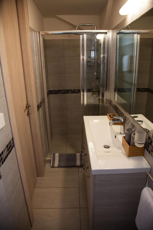 Lithostroto Central Loft Apartment Аргостолион Екстериор снимка
